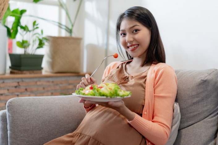 5 Makanan Sehat Ibu Hamil Saat Berbuka Puasa