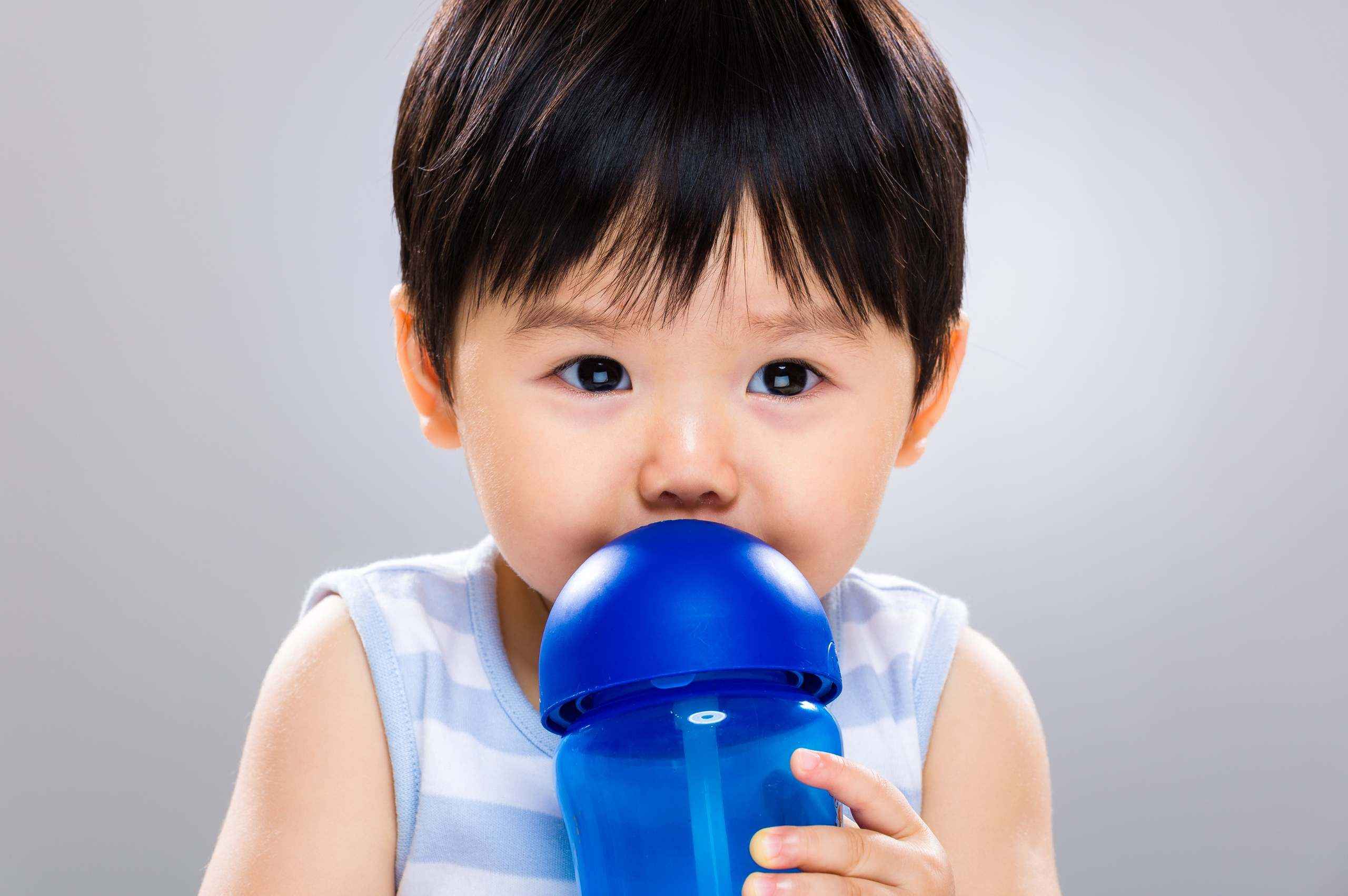 Bolehkah bayi minum air putih