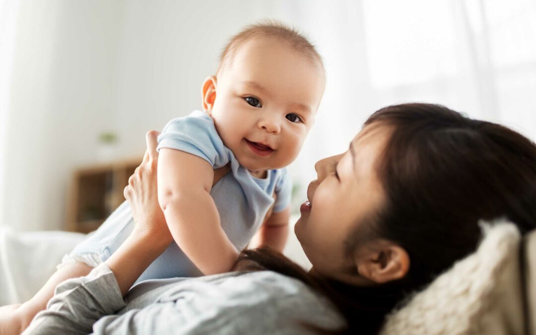Ketahui Kapan Bayi Bisa Melihat Melalui Tahapan Penglihatannya