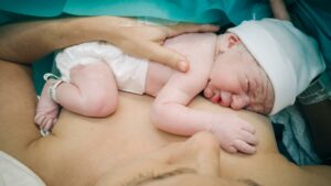 Gentle birth adalah