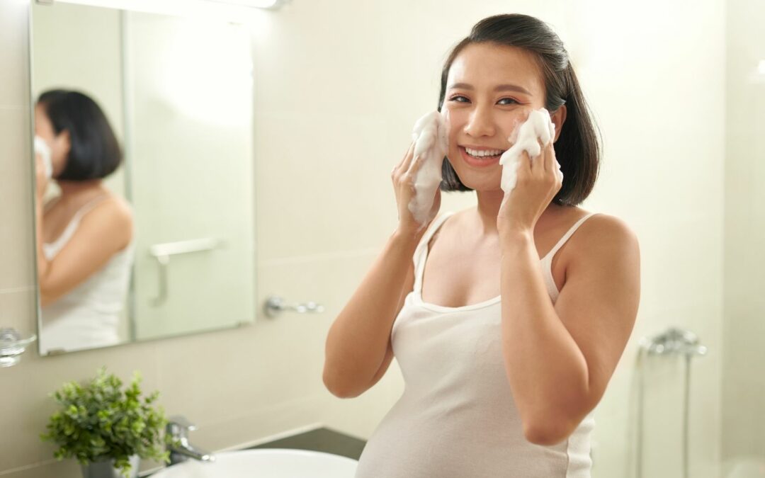 Tips Memilih Sabun Cuci Muka yang Tepat untuk Ibu Hamil