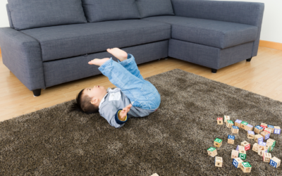 Waspada! Risiko Anak Terbentur Kepala Bagian Belakang Saat Jatuh