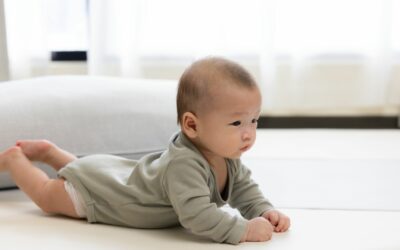 7 Manfaat Tummy Time untuk Perkembangan Bayi Sejak Dini