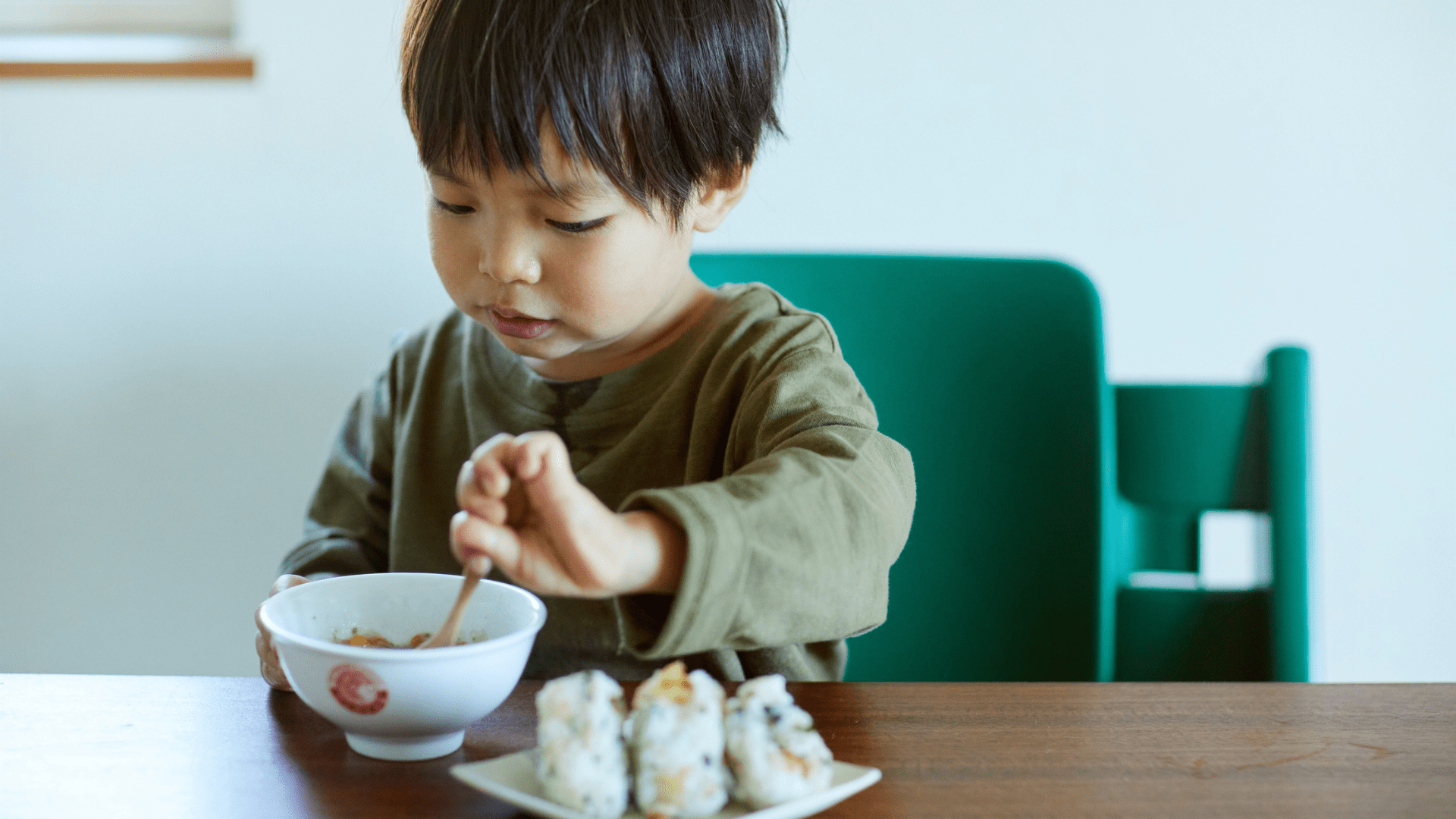 terapi anak tidak mau makan nasi