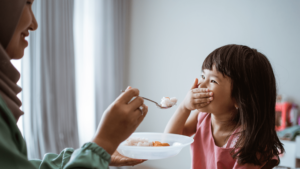 anak tidak mau makan nasi​