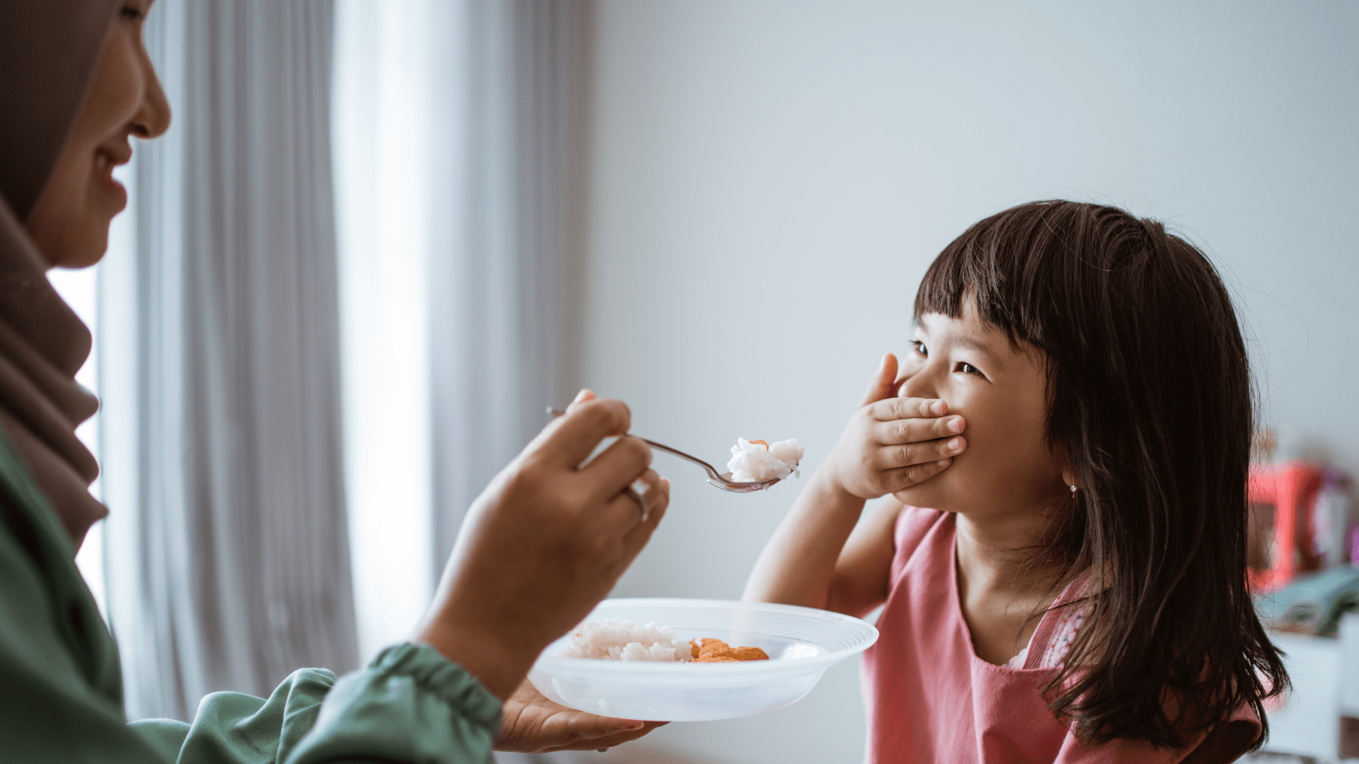 anak tidak mau makan nasi​