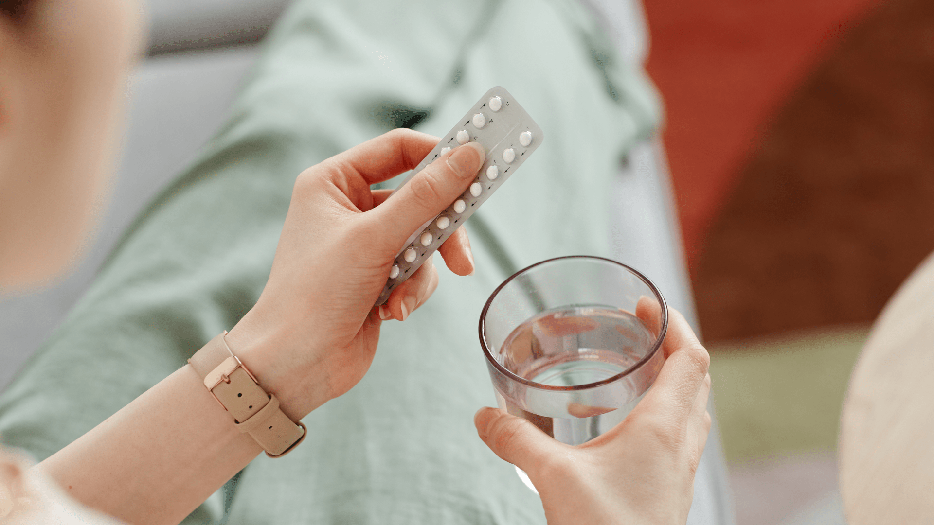 kb pasca persalinan​