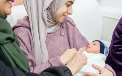 Usia Berapa Bayi Boleh Diajak Bepergian Saat Lebaran? Ini Tips Aman Saat Silaturahmi