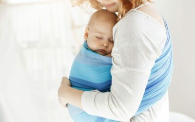 Cara Gendong Bayi dengan Posisi M-Shape yang Benar agar Nyaman dan Aman untuk Si Kecil