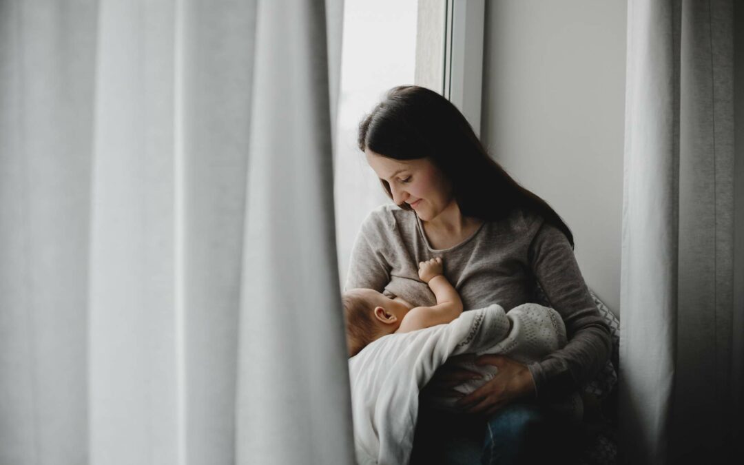 Tips Menyusui saat 24 Jam Pertama Setelah Melahirkan: Kunci Sukses ASI di Hari Pertama Kelahiran si Kecil