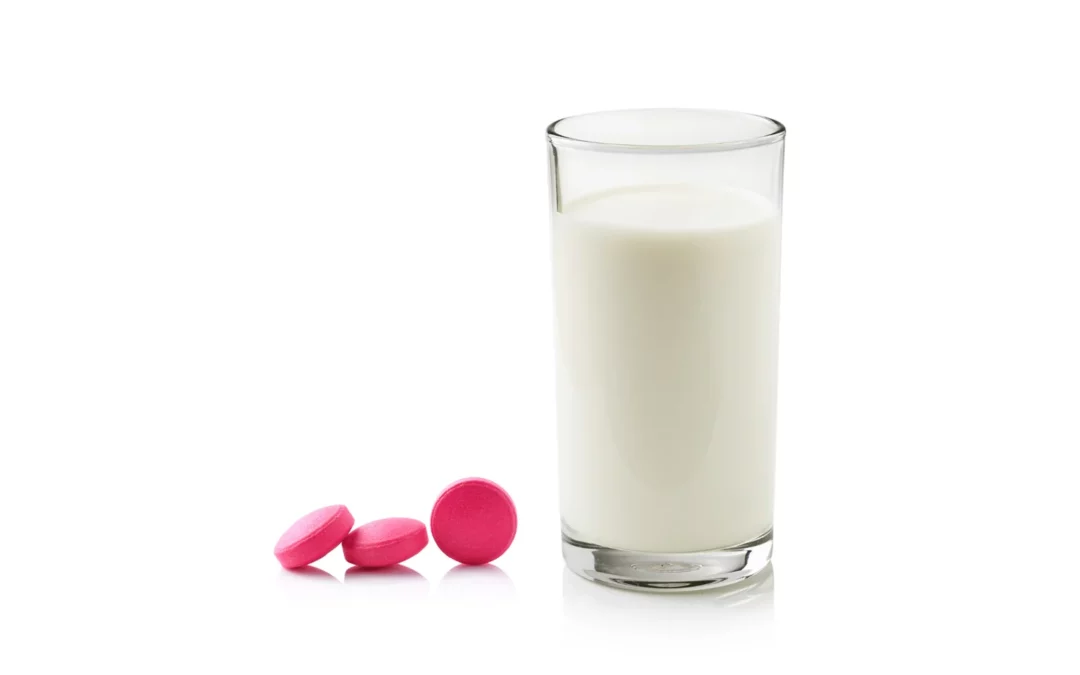 Bolehkah Anak Minum Obat Dicampur Susu? Ini Aturan yang Perlu Diketahui