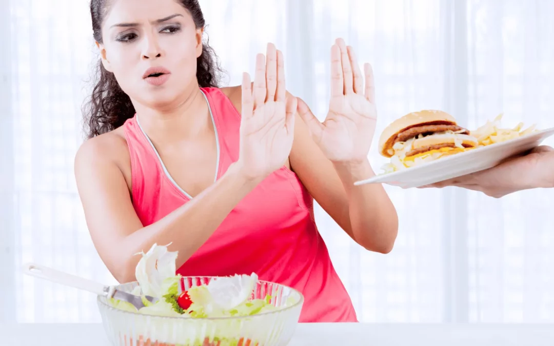 10 Pantangan Makanan pada Ibu Nifas, Benarkah Harus Dihindari? 